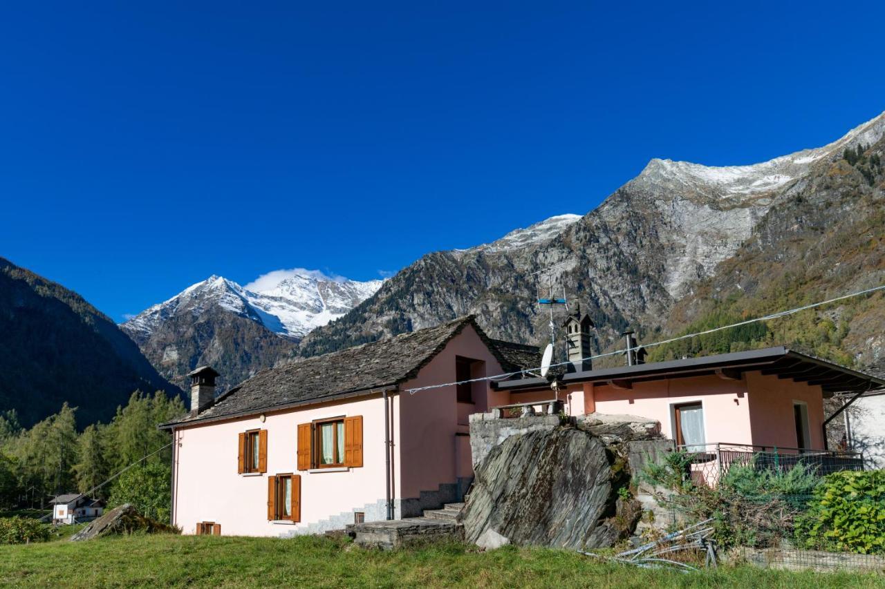 Cariel Lägenhet Antronapiana Exteriör bild